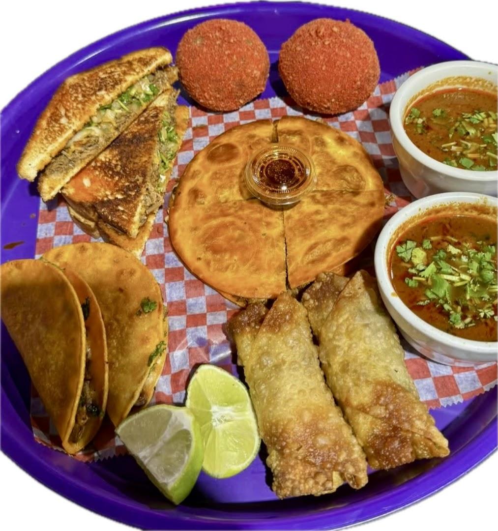 Los Munchies Taqueria (Russellville)